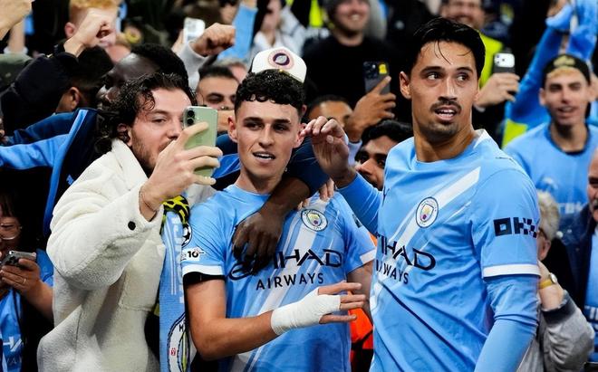 4:1！哈兰德5连斩，创下欧冠新纪录，福登双响闪耀，曼城大胜多特